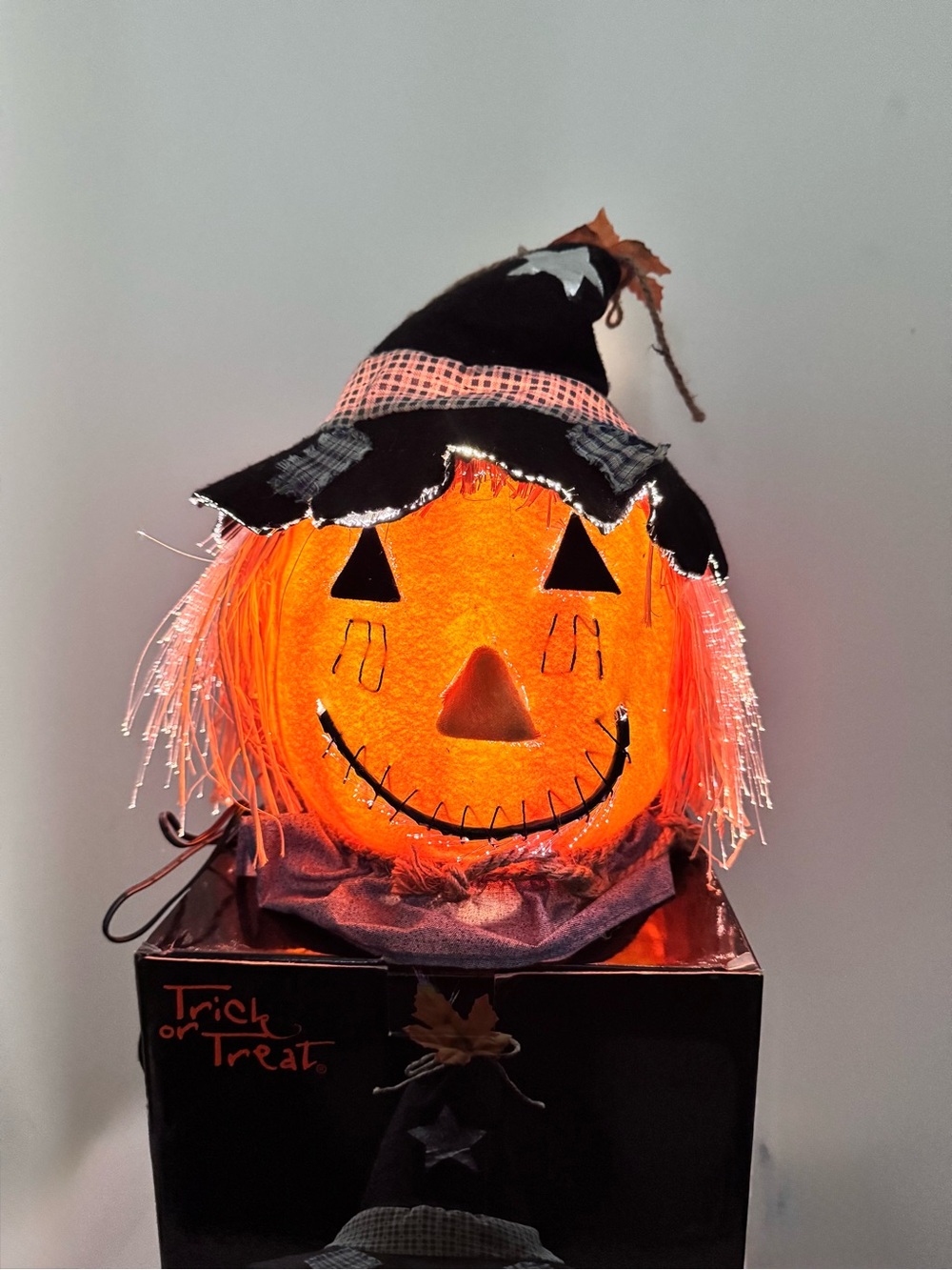 Vintage Light upJack-O'-Lantern Scare Crow pumpkin Halloween decoration